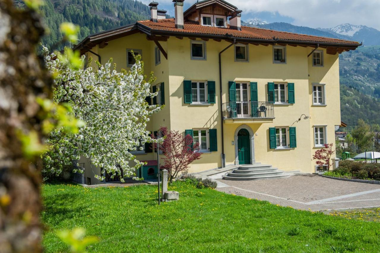 Casa Tomaselli Aparthotel Pellizzano Bagian luar foto